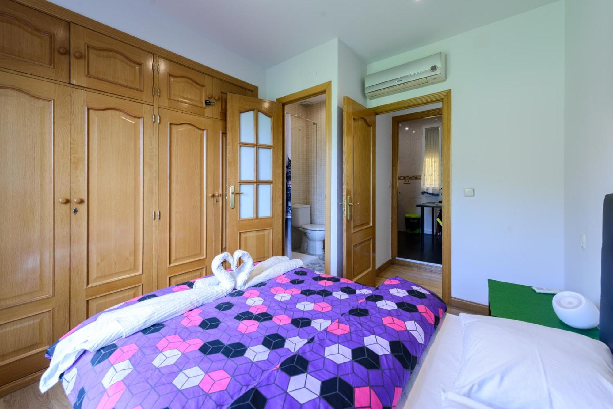 Ferienwohnung Amplio Piso En Madrid Centro Con Vistas Al Templo De Debod Exterior foto