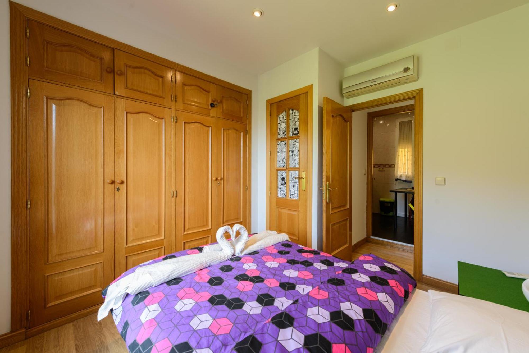 Ferienwohnung Amplio Piso En Madrid Centro Con Vistas Al Templo De Debod Exterior foto