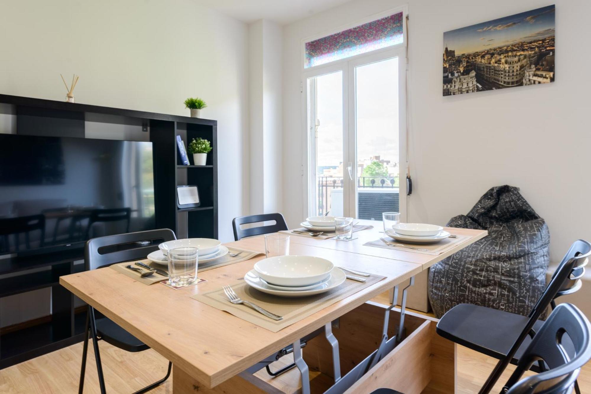 Ferienwohnung Amplio Piso En Madrid Centro Con Vistas Al Templo De Debod Exterior foto